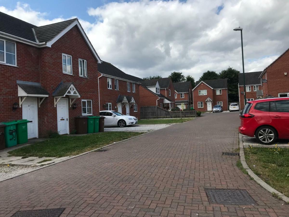 House Shared, New Build 29 Nottingham 3Bedrooms エクステリア 写真